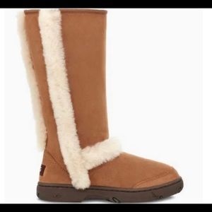 Womens sunburst brown uggs size 9